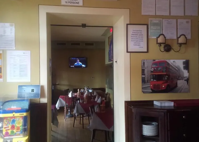 London Cafe Castelnovo ne' Monti