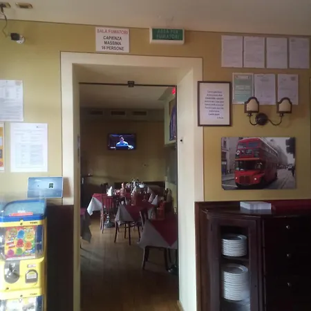 London Cafe Castelnovo ne' Monti