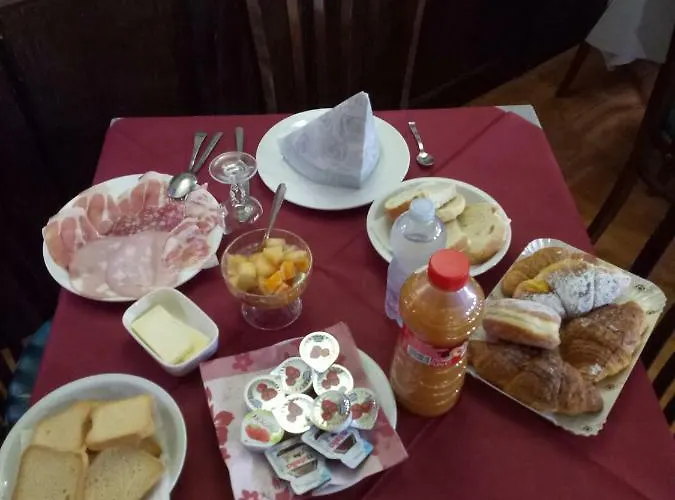 London Cafe Frühstückspension 3*